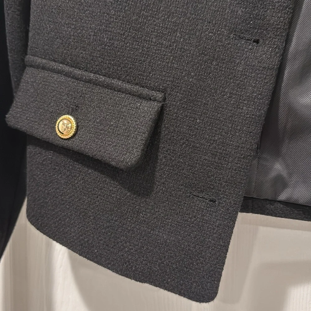 Zara Women's Black Blazer with Gold Buttons - Picture 2 of 7